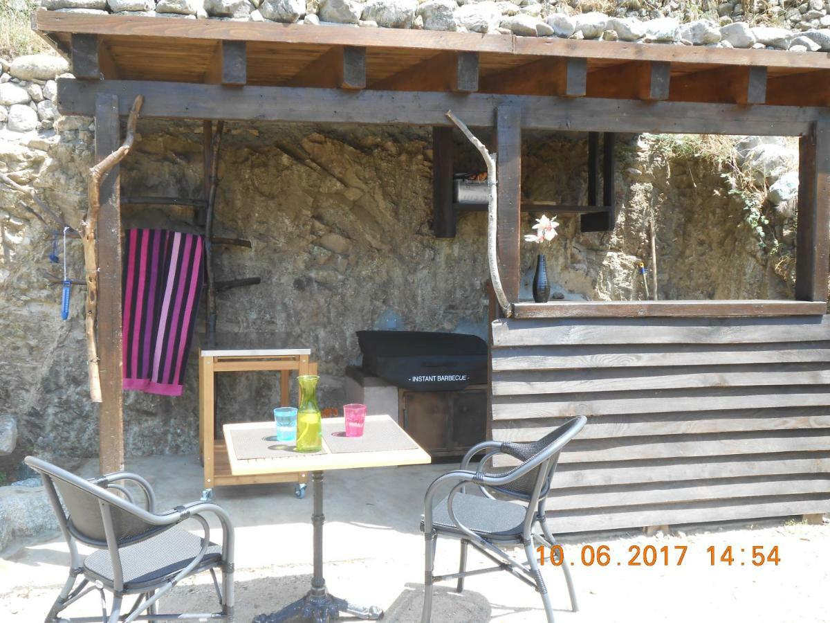 Les Bergeries "Le Figuier" Hotel Omessa Exterior photo