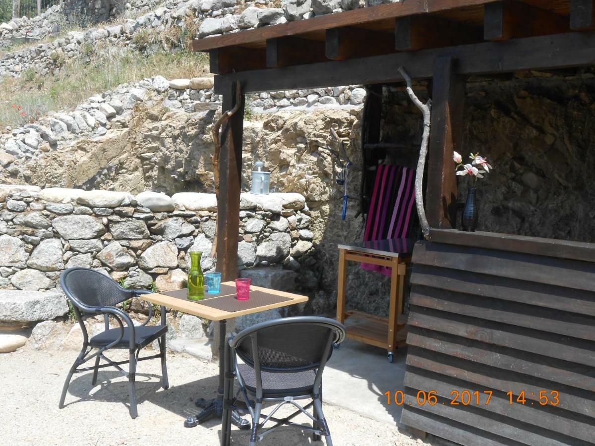 Les Bergeries "Le Figuier" Hotel Omessa Exterior photo
